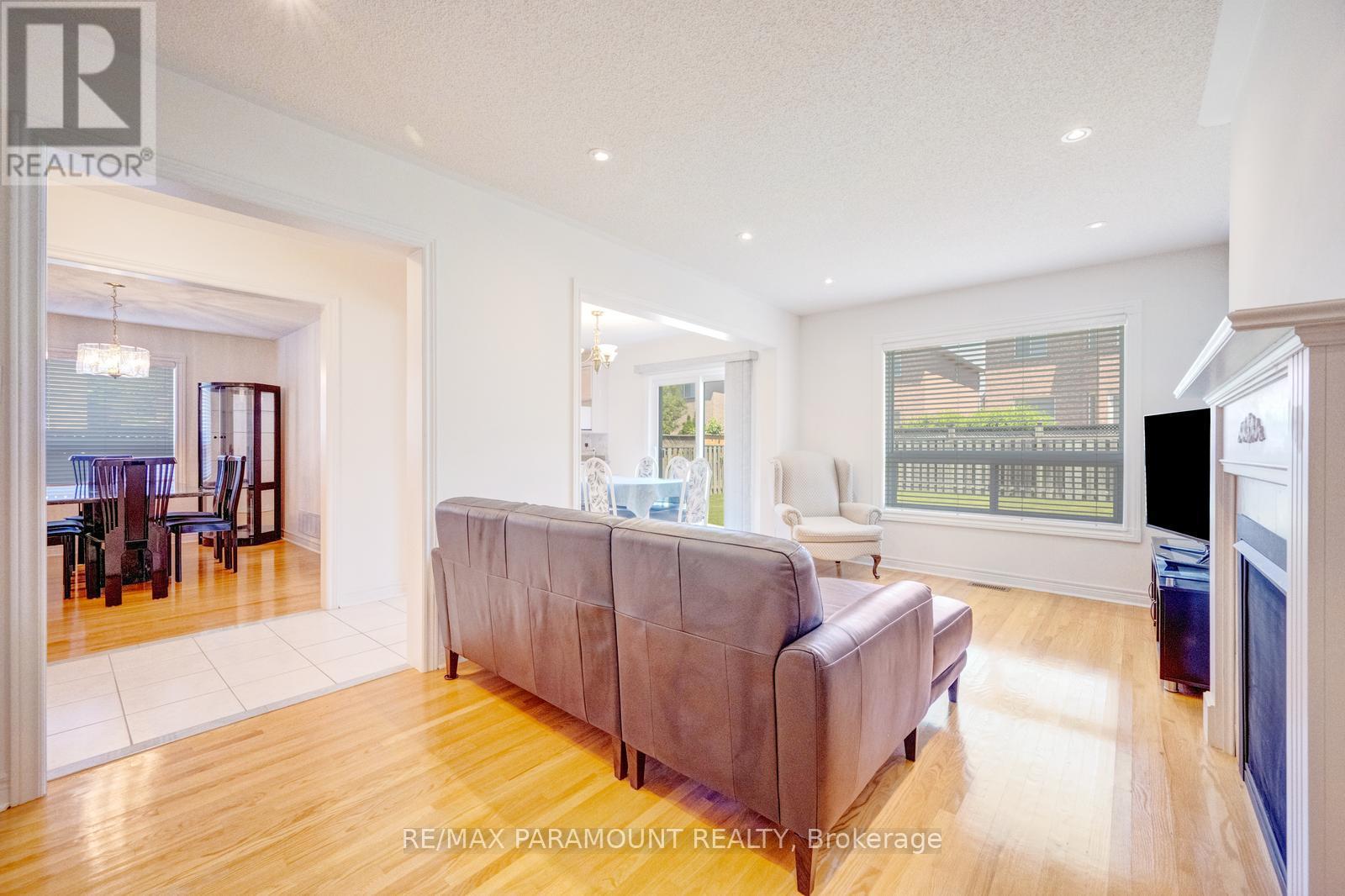6407 Ormindale Way, Mississauga, Ontario  L5V 1J3 - Photo 24 - W13678320