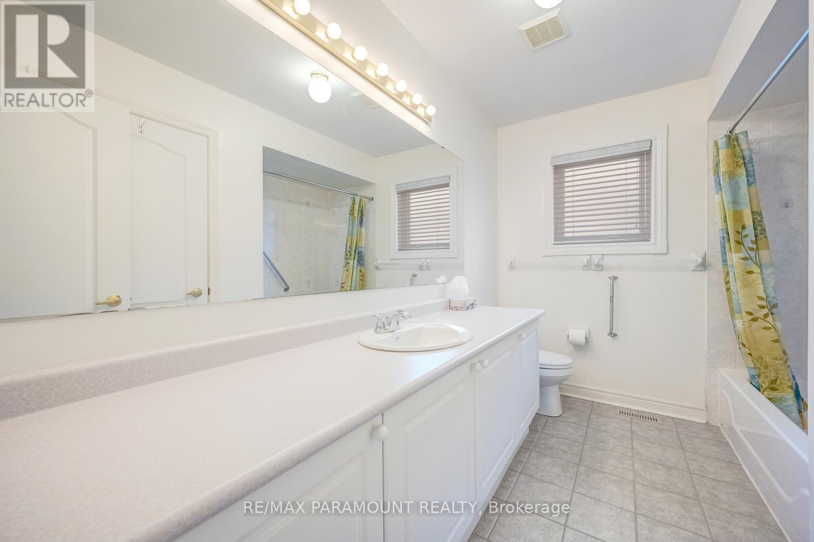 6407 Ormindale Way, Mississauga, Ontario  L5V 1J3 - Photo 30 - W13678320