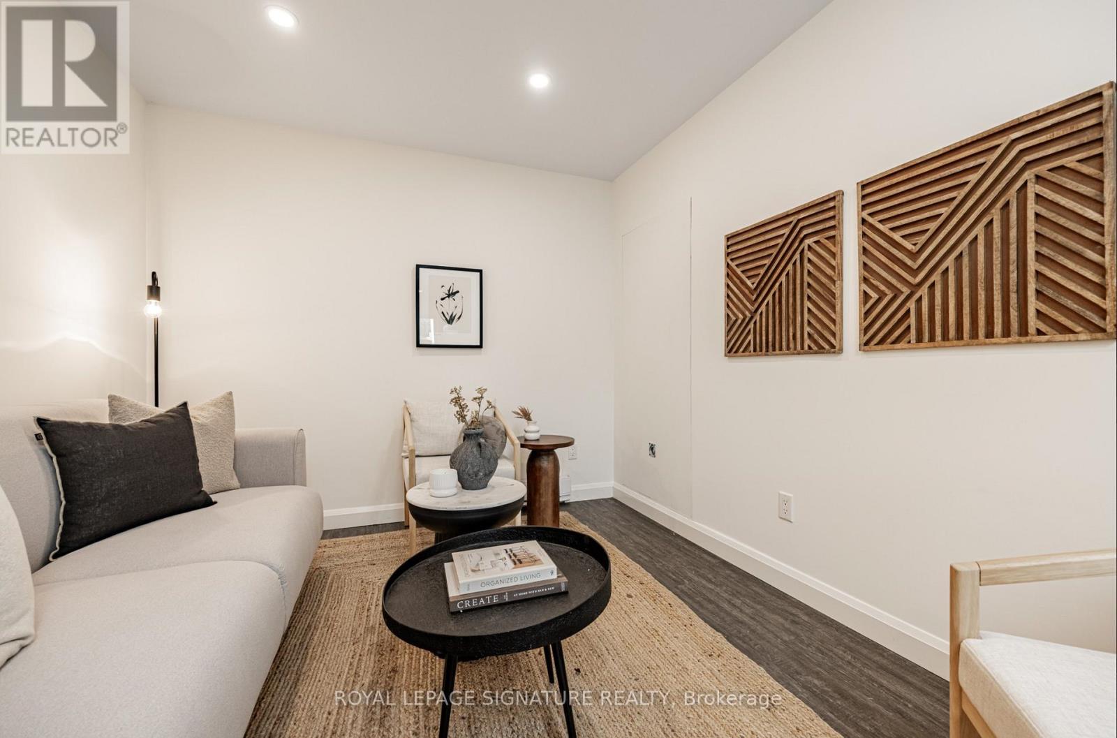 B - 54 Pasadena Gardens, Toronto, Ontario  M6S 4R5 - Photo 6 - W13678322