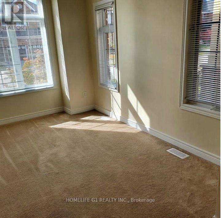 5165 Doubletree Drive, Mississauga, Ontario  L5M 8B2 - Photo 3 - W13678352