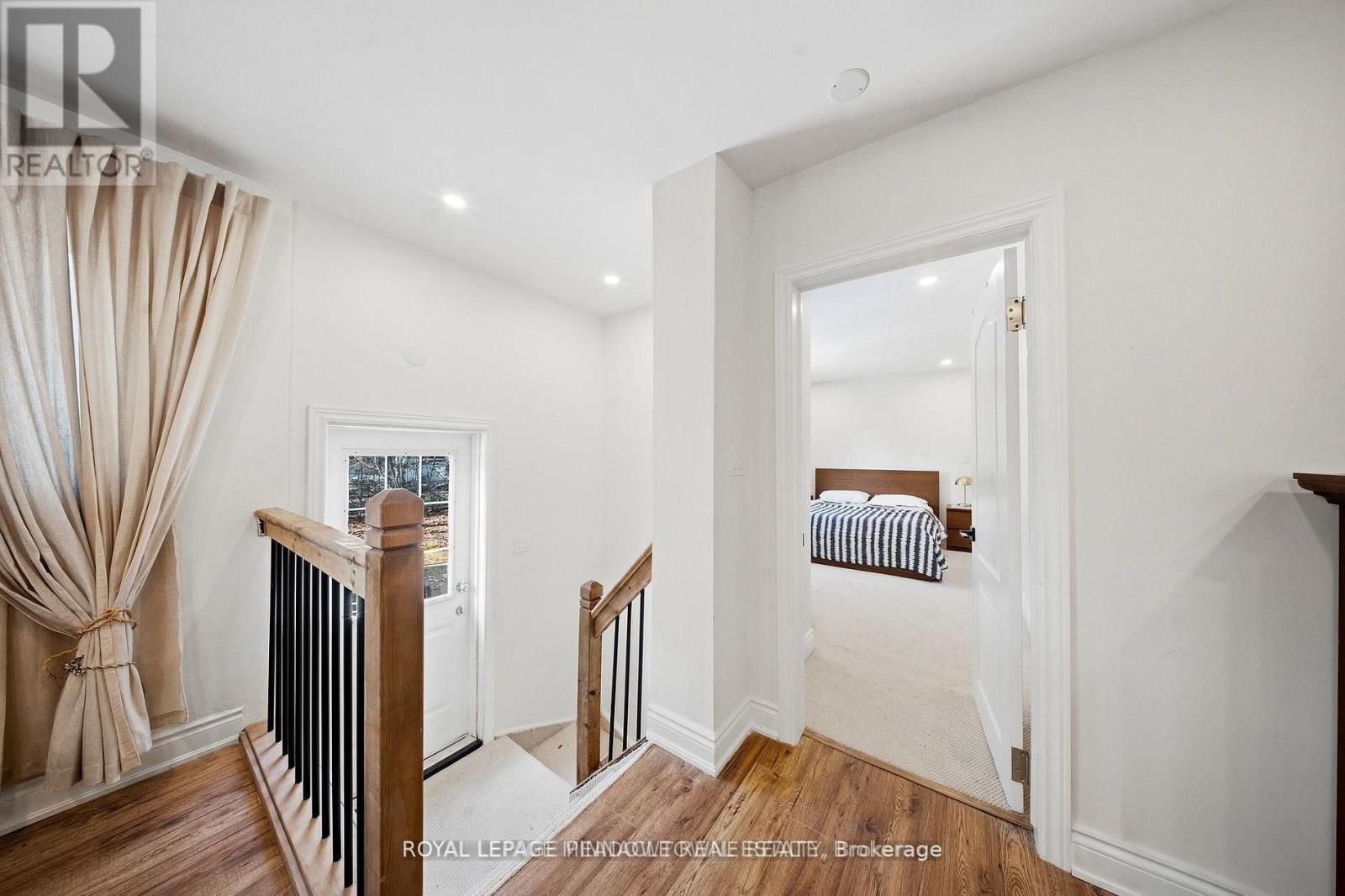 208 Glen Oak Drive, Oakville, Ontario  L6K 2J2 - Photo 27 - W13678372
