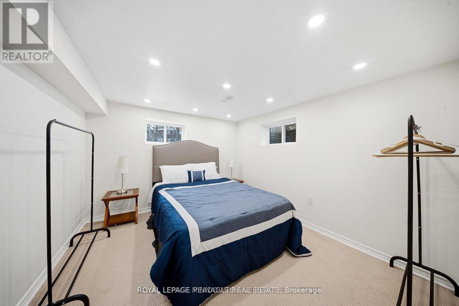208 Glen Oak Drive, Oakville, Ontario  L6K 2J2 - Photo 40 - W13678372