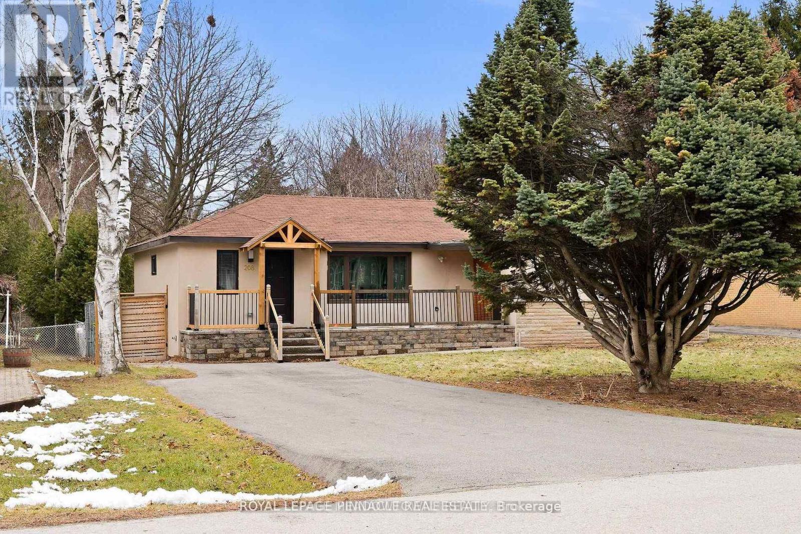 208 Glen Oak Drive, Oakville, Ontario  L6K 2J2 - Photo 5 - W13678372