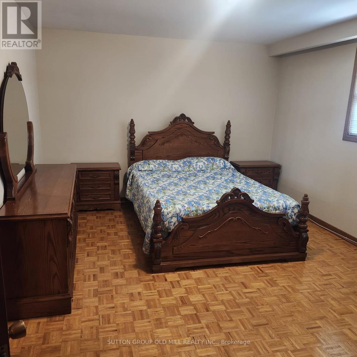 194 Beta Street, Toronto, Ontario  M8W 4H6 - Photo 10 - W13678382