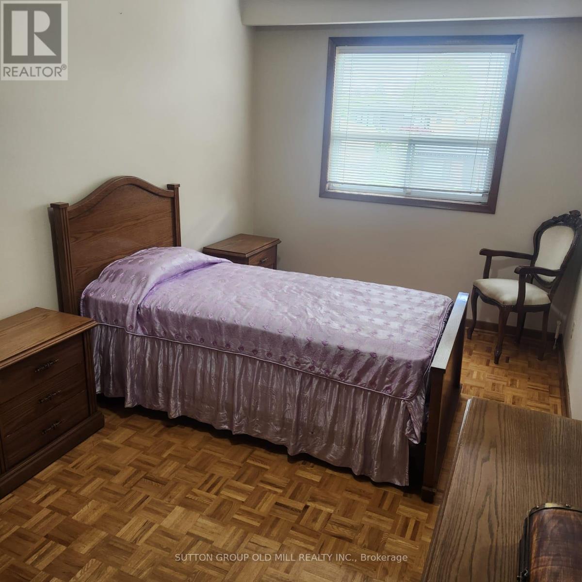 194 Beta Street, Toronto, Ontario  M8W 4H6 - Photo 13 - W13678382