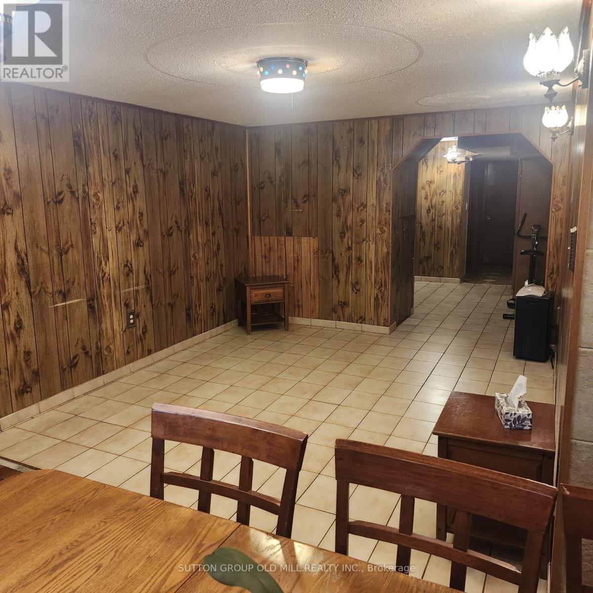 194 Beta Street, Toronto, Ontario  M8W 4H6 - Photo 16 - W13678382