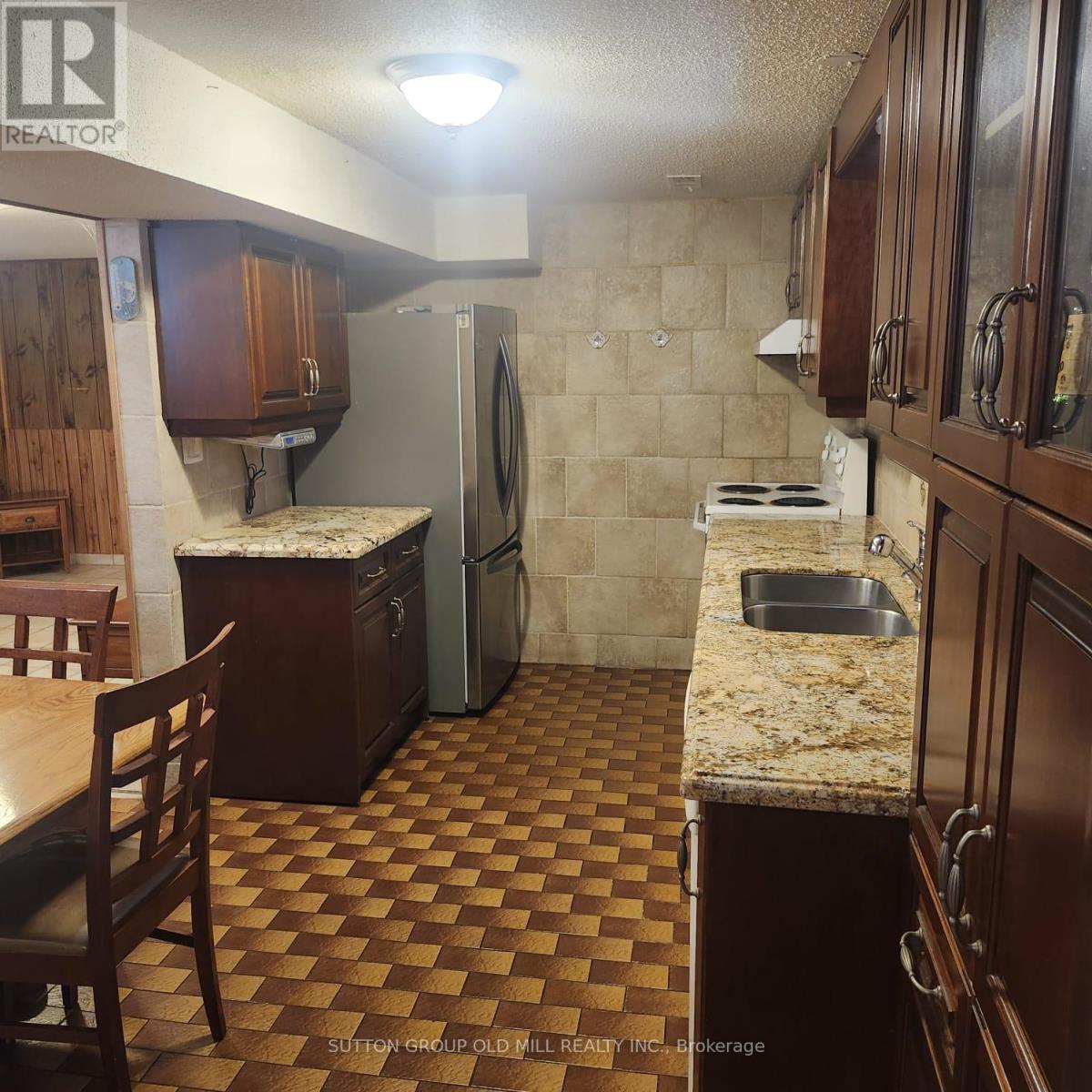 194 Beta Street, Toronto, Ontario  M8W 4H6 - Photo 21 - W13678382