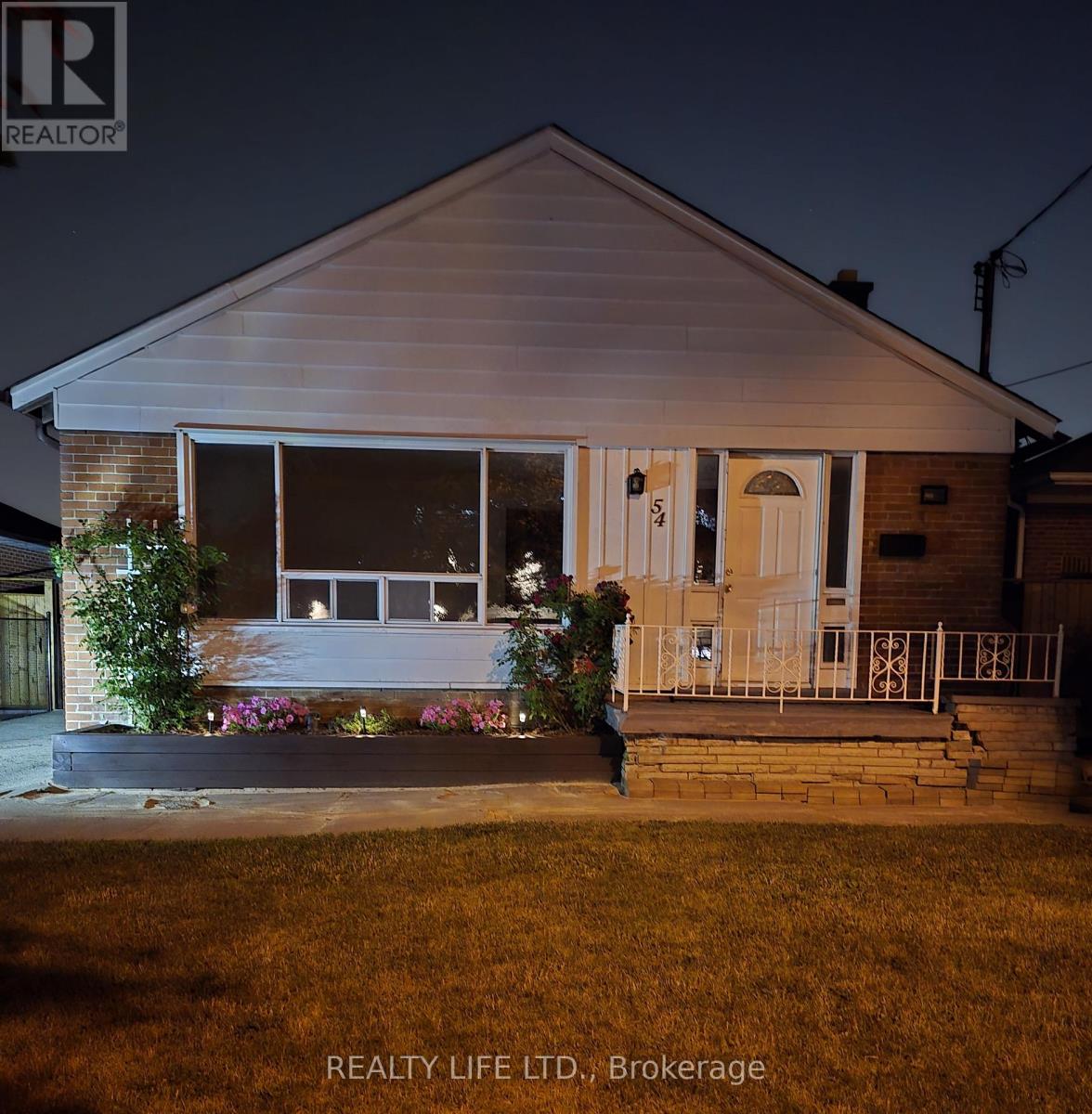 54 Garside Crescent, Toronto, Ontario  M6M 2Z6 - Photo 28 - W13678384