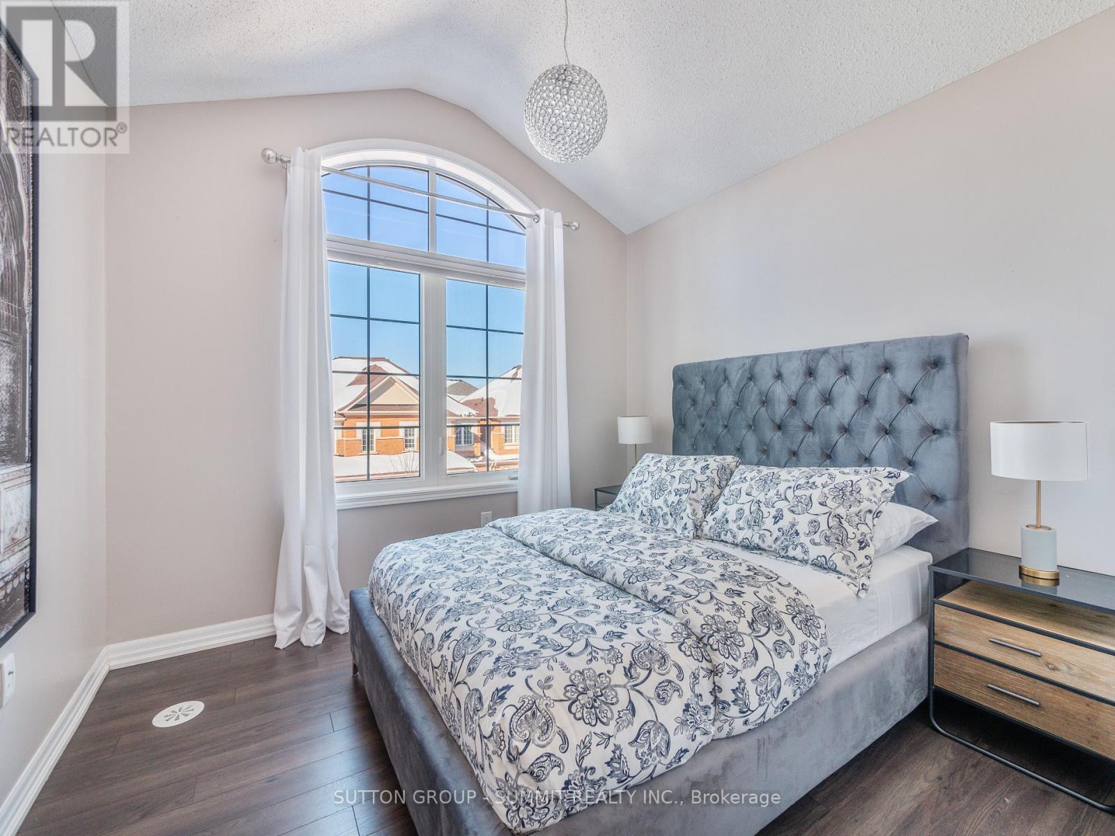 286 Sarah Cline Drive S, Oakville, Ontario  L6W 0V7 - Photo 27 - W13678388