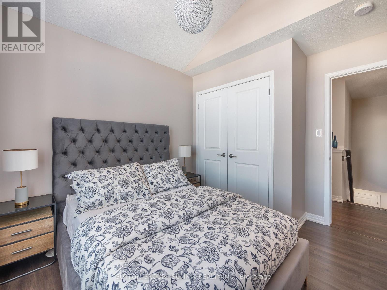 286 Sarah Cline Drive S, Oakville, Ontario  L6W 0V7 - Photo 29 - W13678388