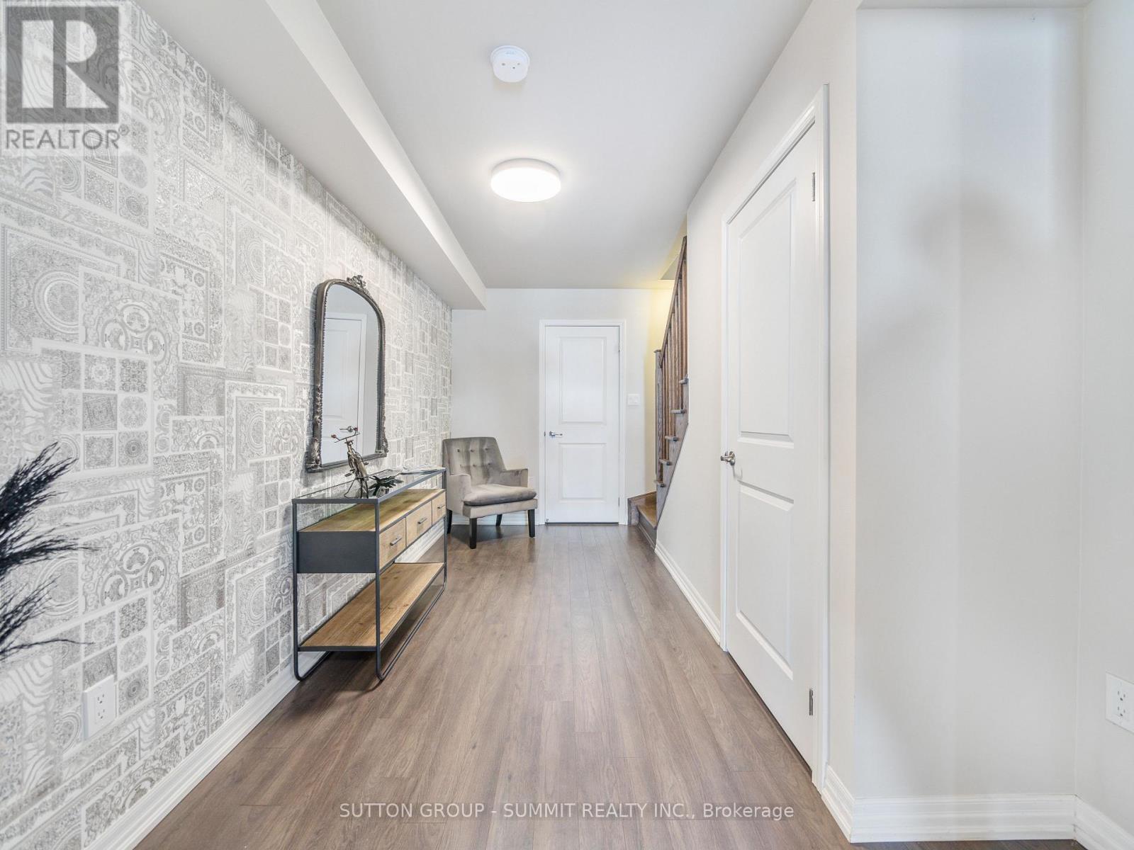 286 Sarah Cline Drive S, Oakville, Ontario  L6W 0V7 - Photo 7 - W13678388