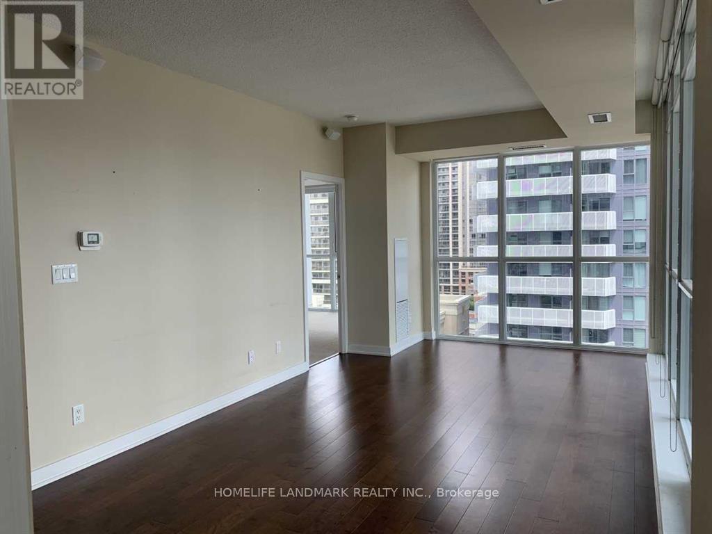1002 - 4070 Confederation Parkway, Mississauga, Ontario  L5B 0E9 - Photo 9 - W13678392
