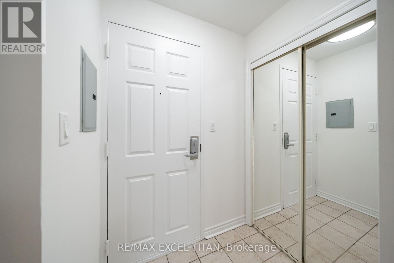 115 - 1401 Dupont Street, Toronto, Ontario  M6H 4J7 - Photo 7 - W13678402