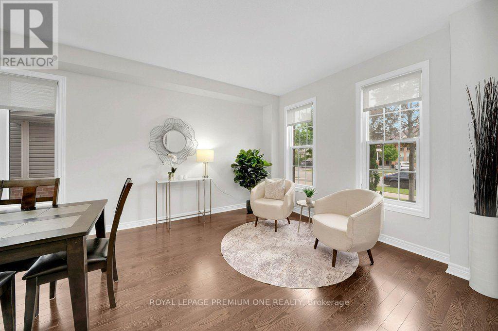 14 Atchison Drive, Caledon, Ontario  L7C 3X5 - Photo 5 - W13678408