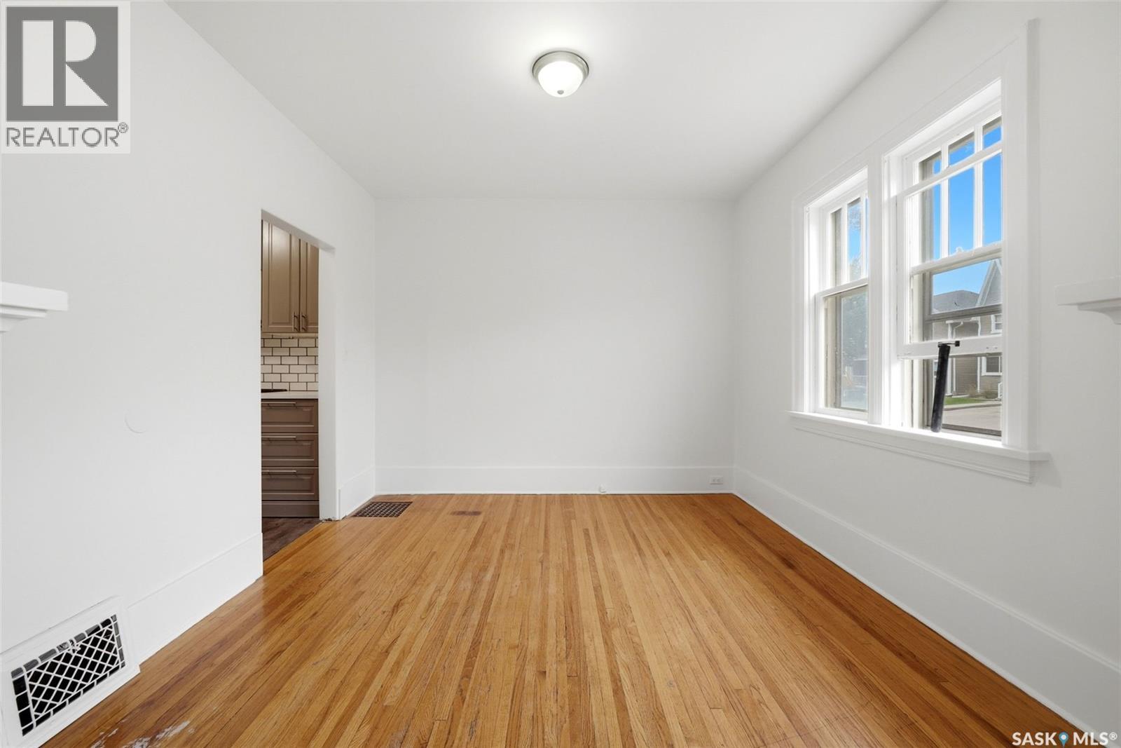 1209 14th Avenue, Regina, Saskatchewan  S4P 0W4 - Photo 11 - SK045694