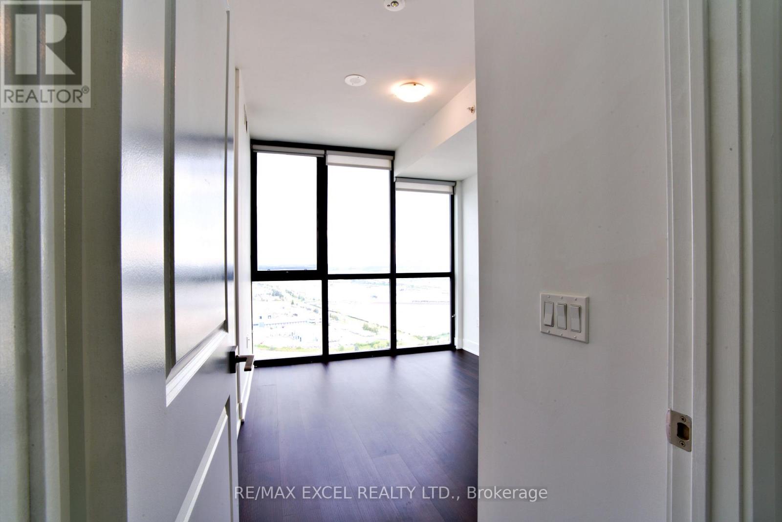 2607 - 2908 Highway 7 Road, Vaughan, Ontario  L4K 1V5 - Photo 11 - N13444822