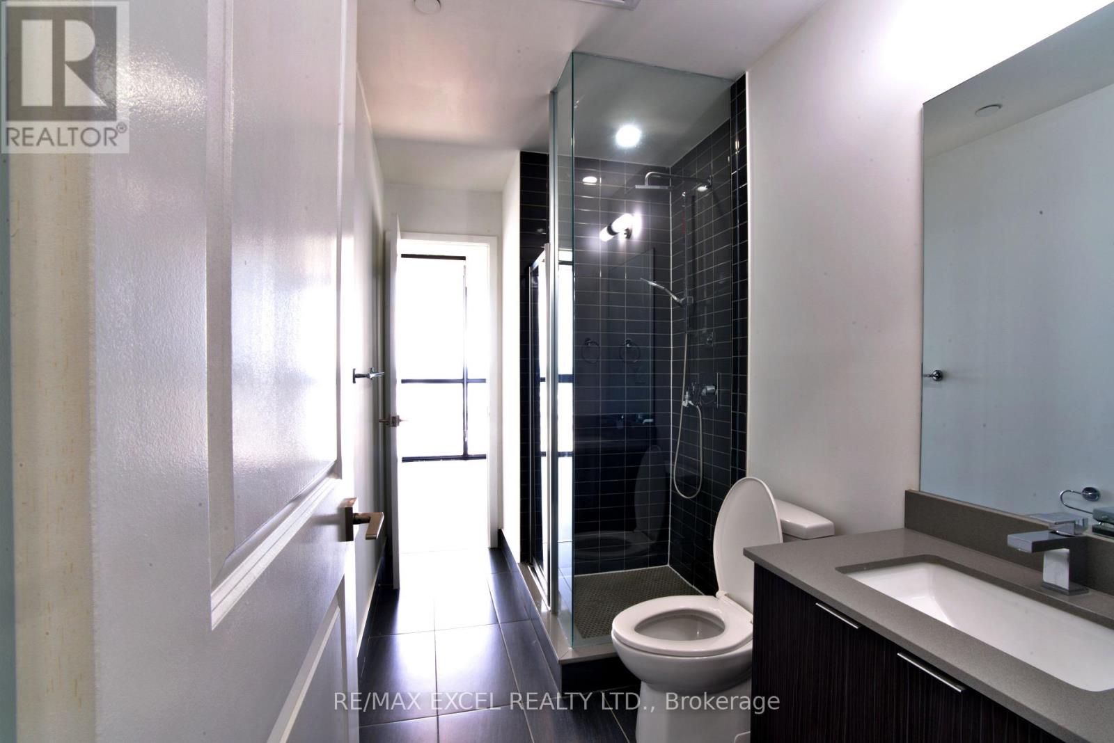 2607 - 2908 Highway 7 Road, Vaughan, Ontario  L4K 1V5 - Photo 4 - N13444822