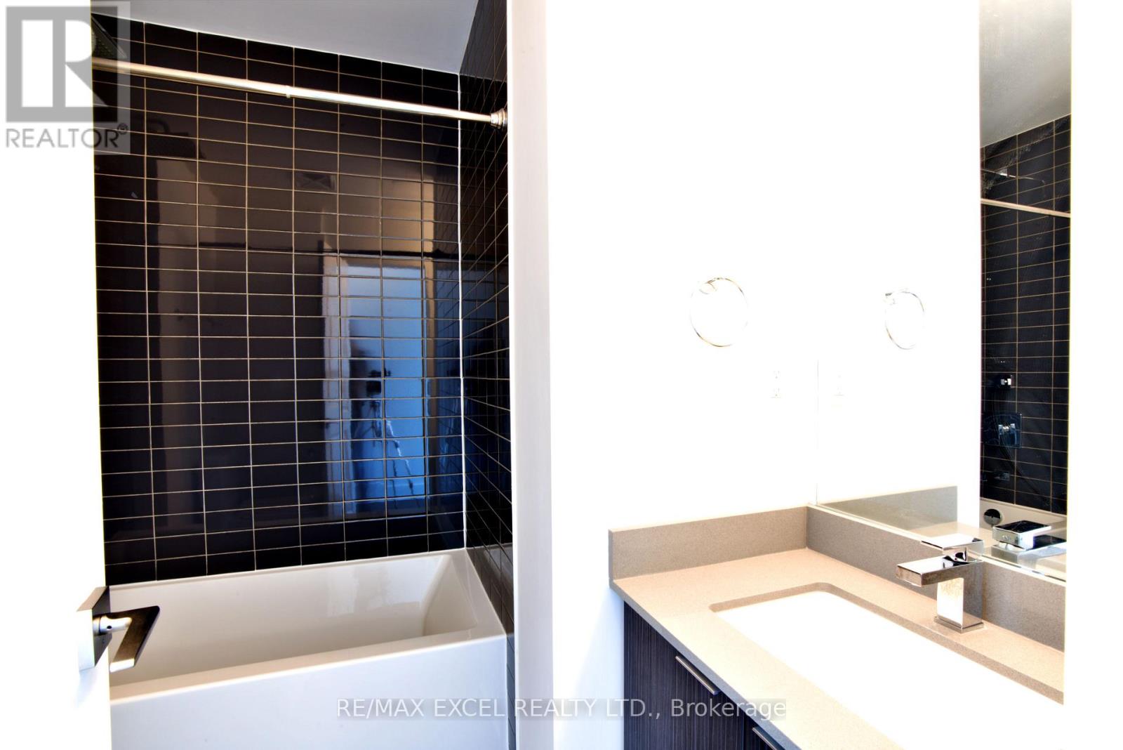 2607 - 2908 Highway 7 Road, Vaughan, Ontario  L4K 1V5 - Photo 24 - N13444822