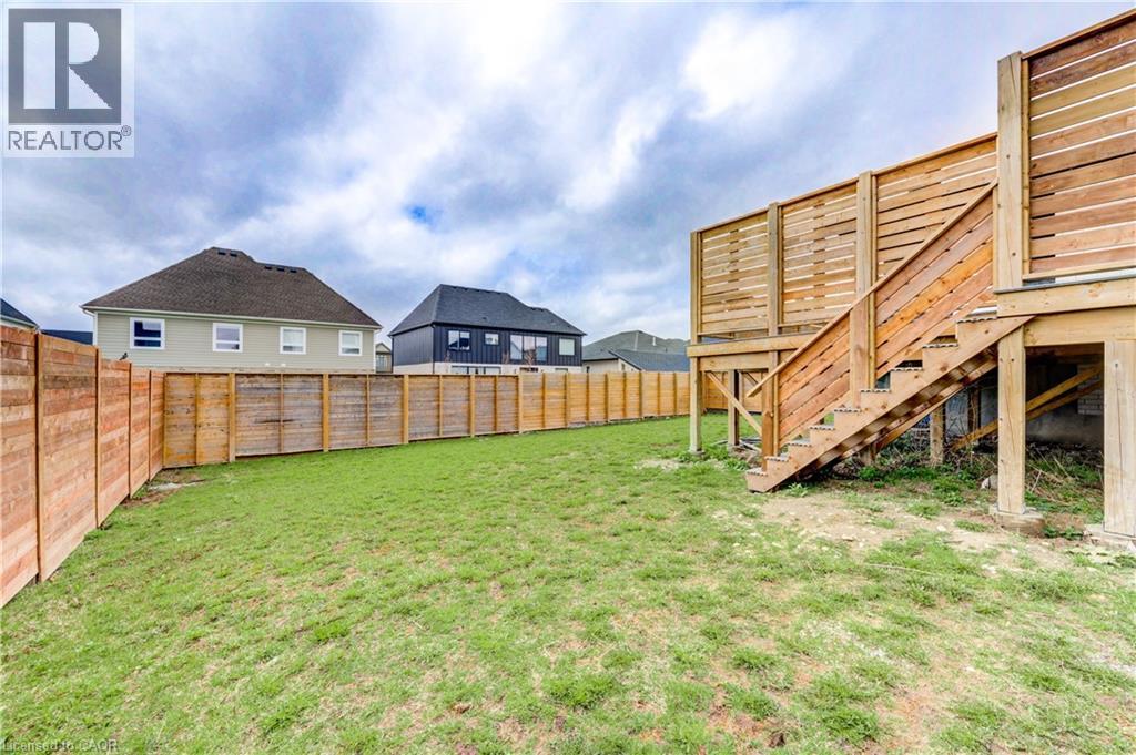 8 Edgeview Crescent, Komoka, Ontario  N0L 1R0 - Photo 46 - 40824349