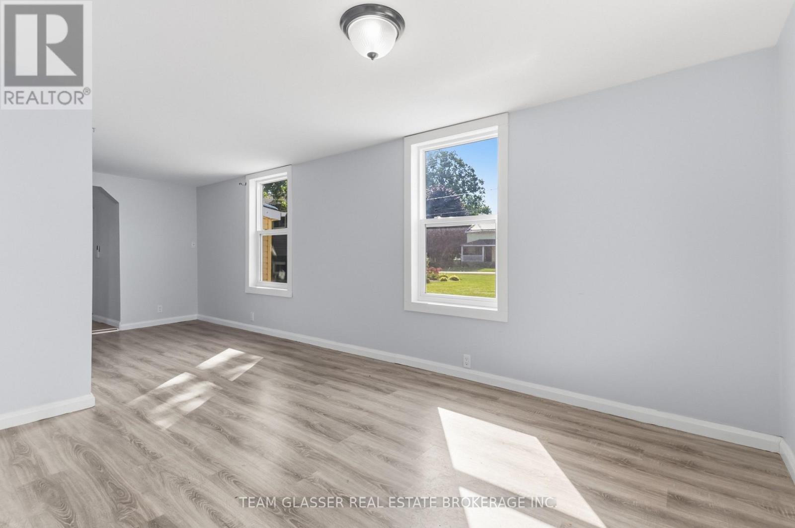 34 Broadway Street, Newbury, Ontario  N0L 1Z0 - Photo 10 - X13678460