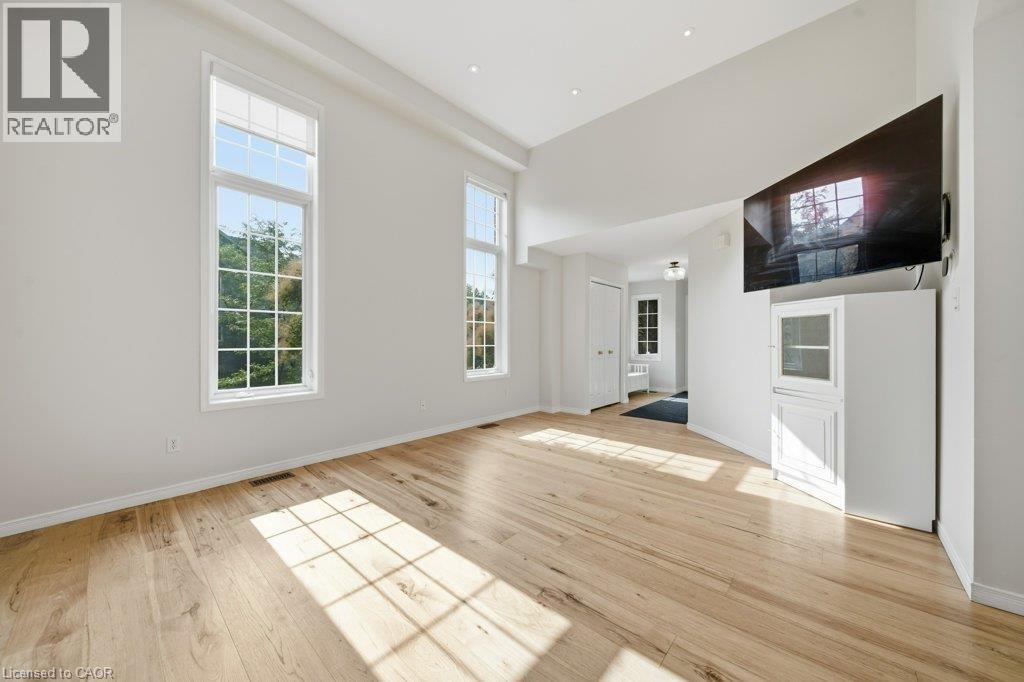 610 Violet Street, Waterloo, Ontario  N2V 2V9 - Photo 10 - 40851592