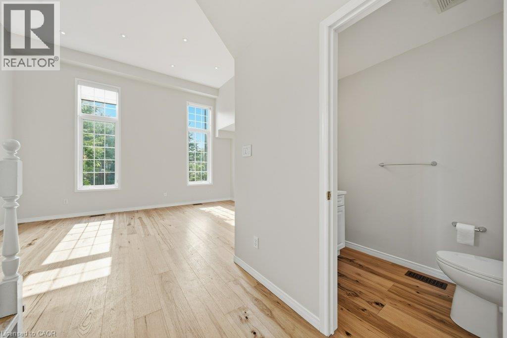610 Violet Street, Waterloo, Ontario  N2V 2V9 - Photo 11 - 40851592