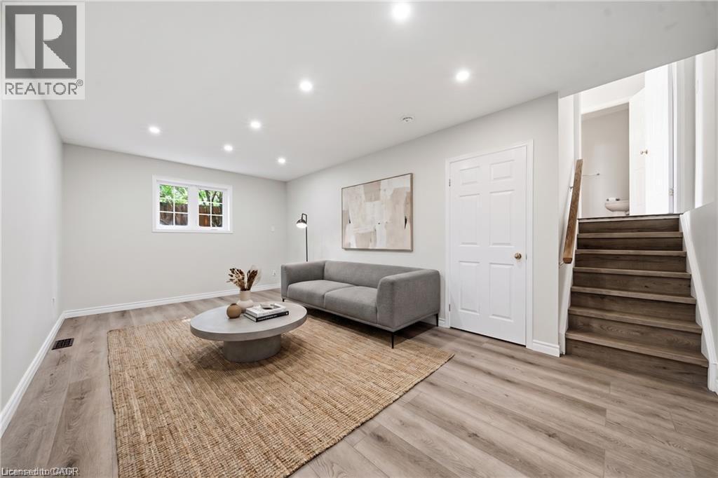 610 Violet Street, Waterloo, Ontario  N2V 2V9 - Photo 38 - 40851592