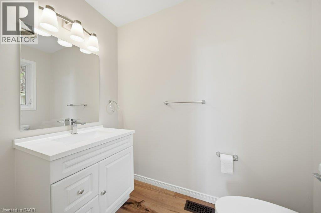 610 Violet Street, Waterloo, Ontario  N2V 2V9 - Photo 12 - 40851592