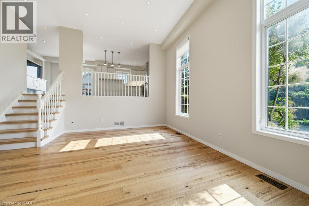610 Violet Street, Waterloo, Ontario  N2V 2V9 - Photo 5 - 40851592