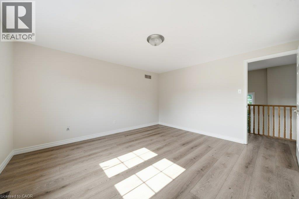 610 Violet Street, Waterloo, Ontario  N2V 2V9 - Photo 30 - 40851592