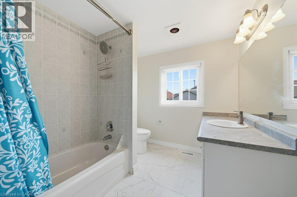 610 Violet Street, Waterloo, Ontario  N2V 2V9 - Photo 34 - 40851592