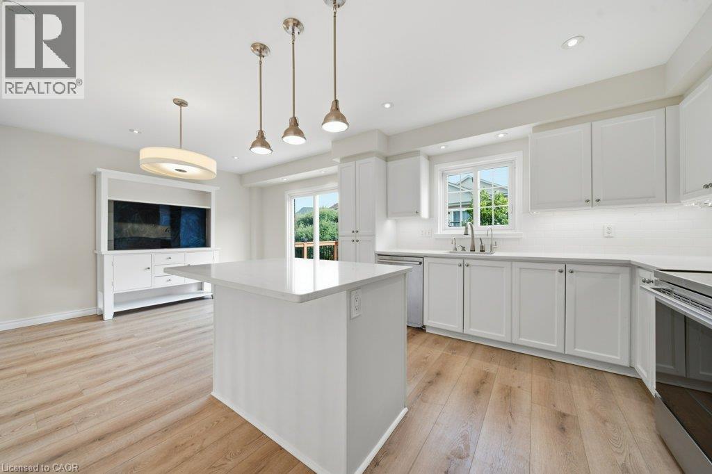 610 Violet Street, Waterloo, Ontario  N2V 2V9 - Photo 18 - 40851592