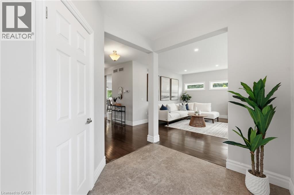 793 Beach Boulevard, Hamilton, Ontario  L8H 6Z2 - Photo 7 - 40853368