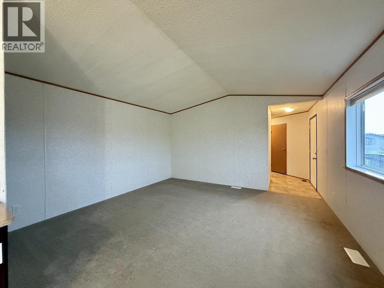 7926 85a Avenue, Fort St. John, British Columbia  V1J 0H7 - Photo 8 - R3103324