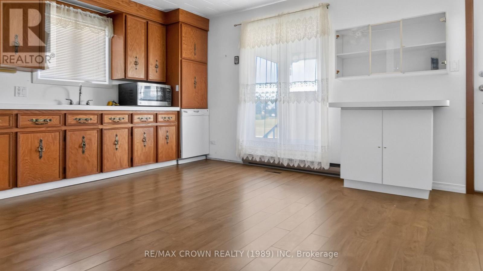 143 Queen Street, Mattice-Val Cote, Ontario  P0L 1T0 - Photo 16 - T13678452