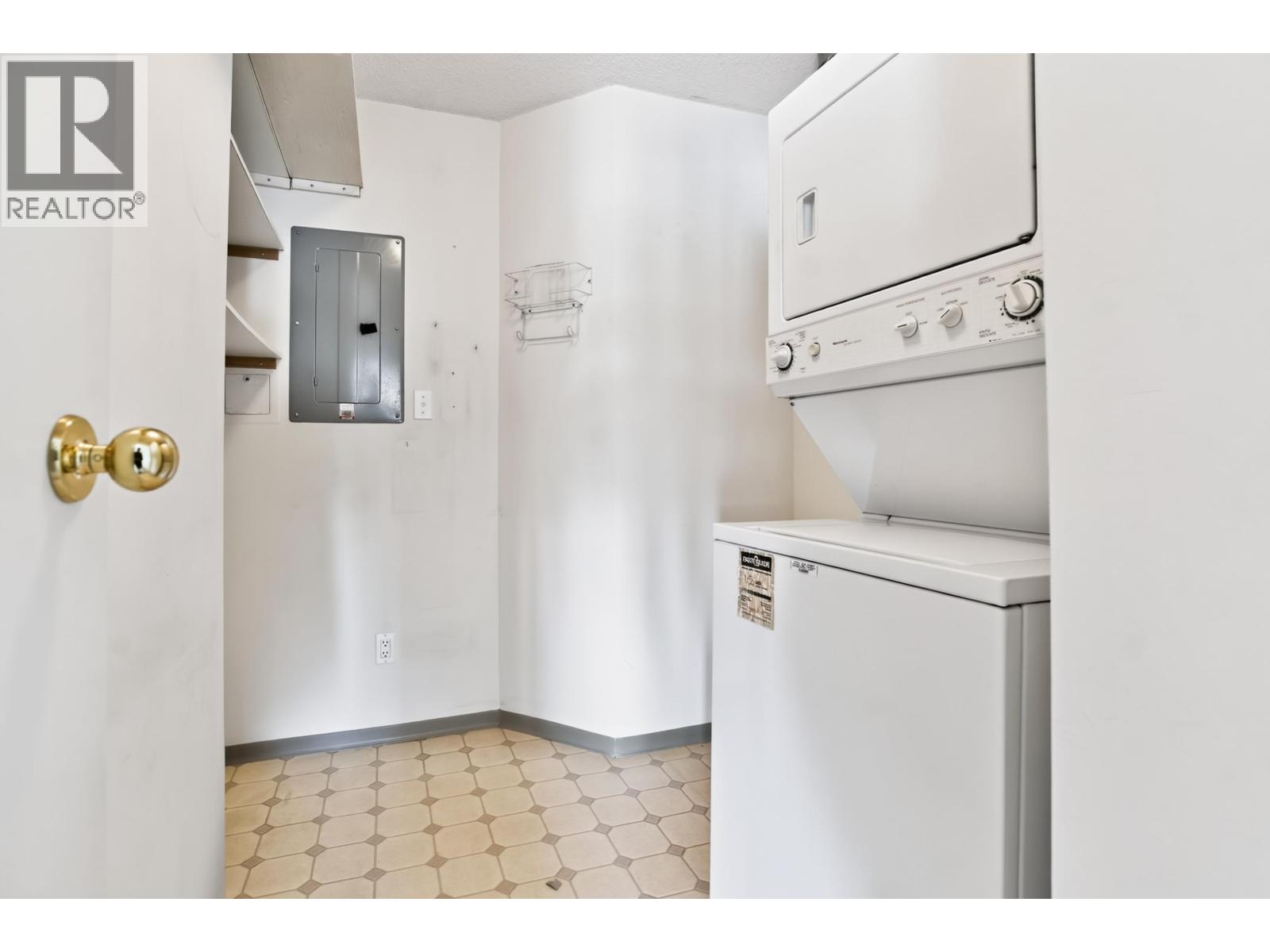 1802 8 Laguna Court, New Westminster, British Columbia  V3M 6M6 - Photo 27 - R3155188