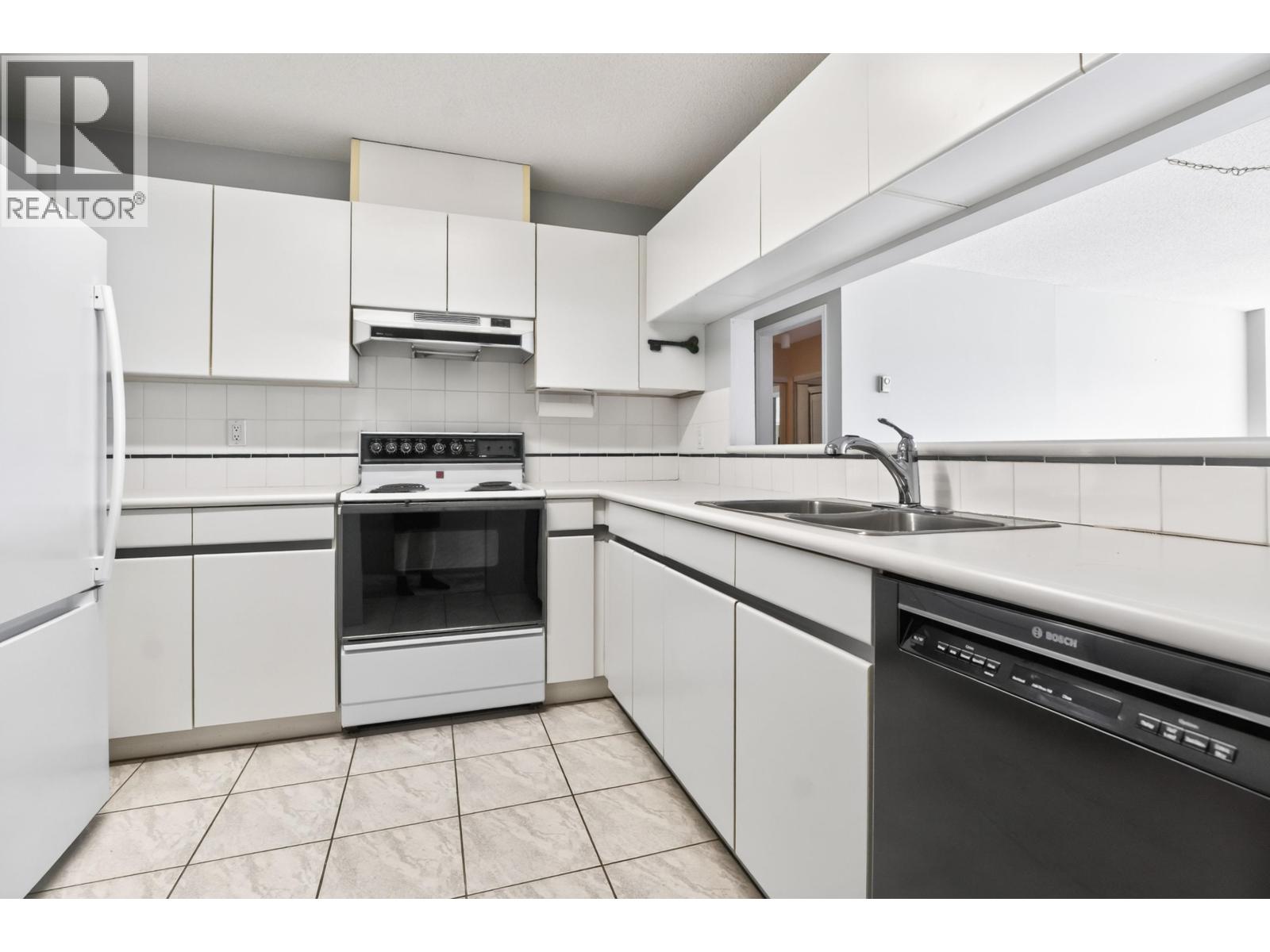 1802 8 Laguna Court, New Westminster, British Columbia  V3M 6M6 - Photo 6 - R3155188