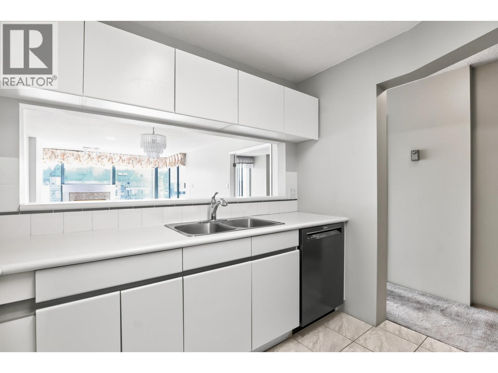 1802 8 Laguna Court, New Westminster, British Columbia  V3M 6M6 - Photo 8 - R3155188