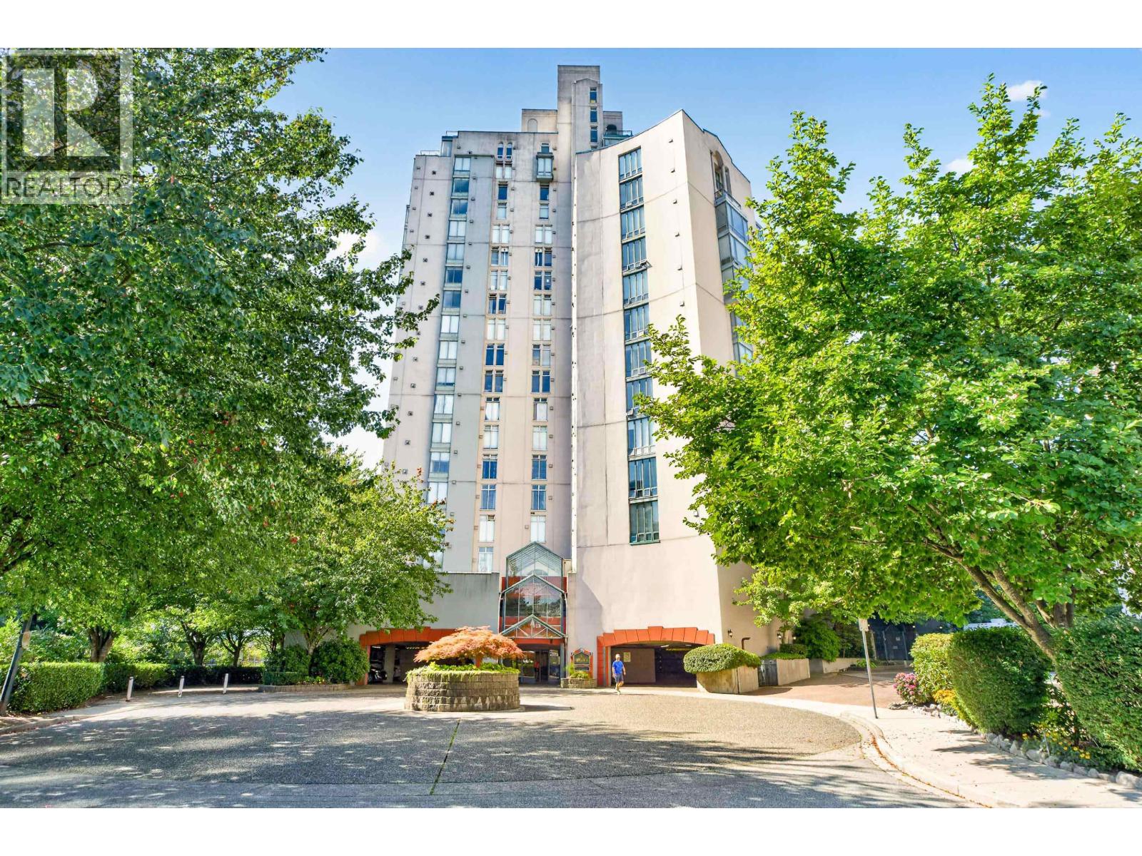 1802 8 Laguna Court, New Westminster, British Columbia  V3M 6M6 - Photo 2 - R3155188
