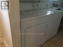 393 Hounslow Avenue, Toronto, Ontario  M2R 1H7 - Photo 17 - C13678462