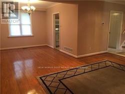 393 Hounslow Avenue, Toronto, Ontario  M2R 1H7 - Photo 8 - C13678462