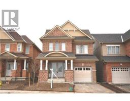 215 WINDFIELDS FARM DRIVE, Oshawa, Ontario