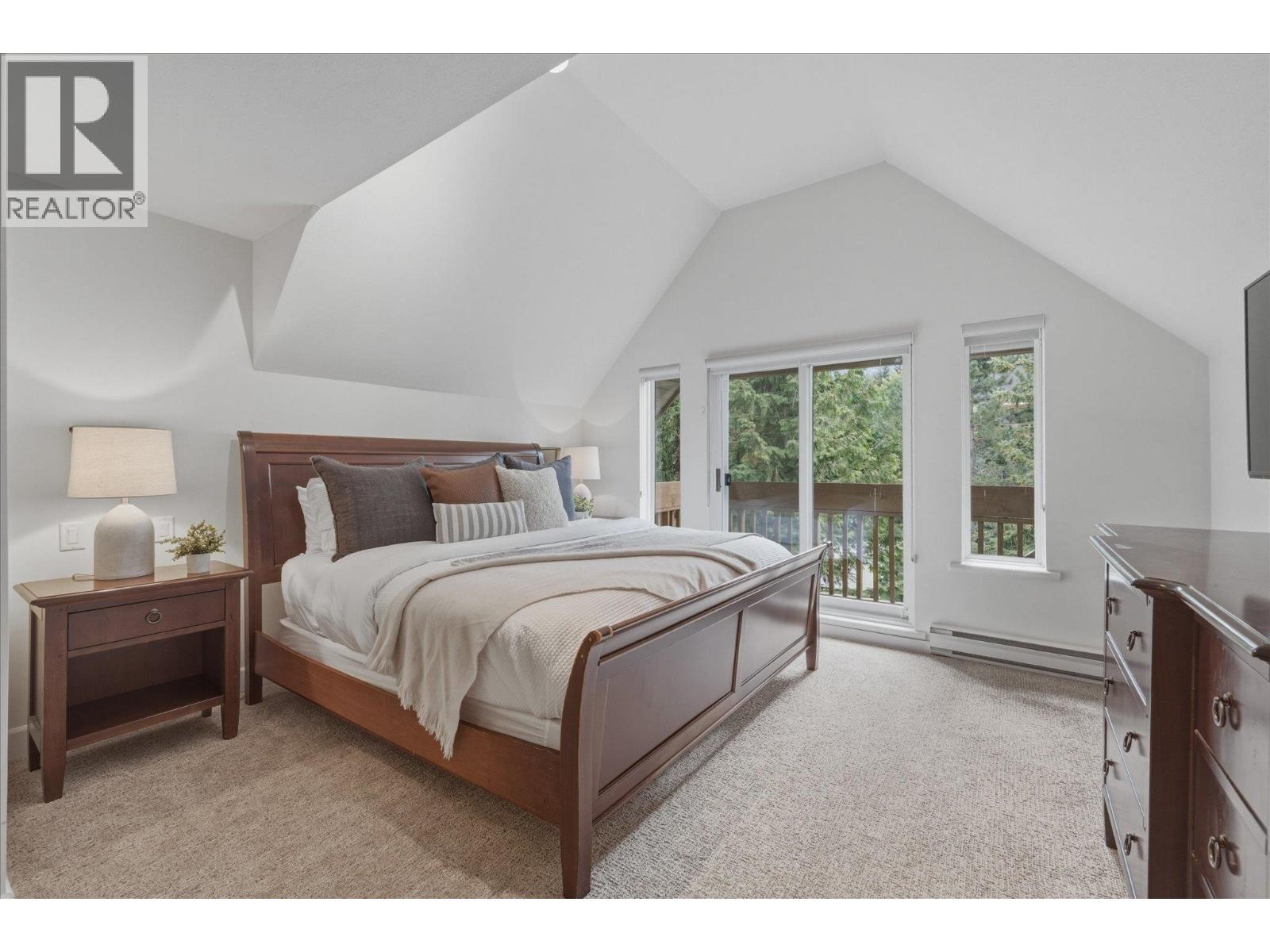 28 4628 Blackcomb Way, Whistler, British Columbia  V0N 1B4 - Photo 14 - R3156001
