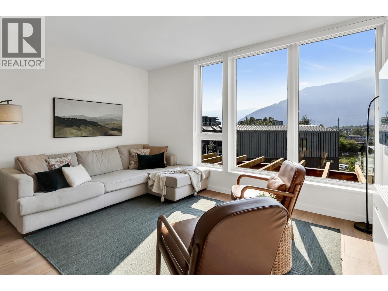 313 1506 Scott Crescent, Squamish, British Columbia  V8B 1G4 - Photo 4 - R3156021