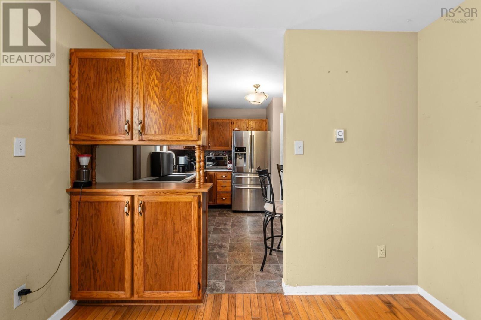 963 Old Sackville Road, Middle Sackville, Nova Scotia  B4E 1R4 - Photo 11 - 202620683