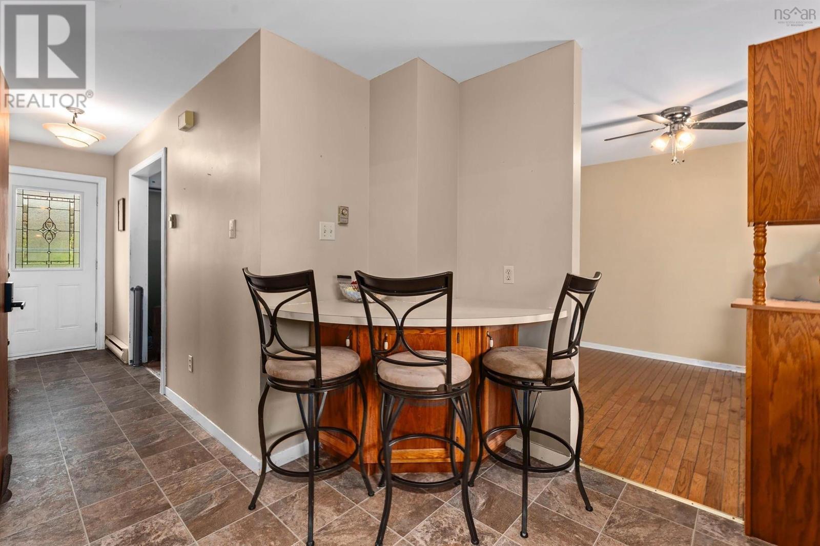 963 Old Sackville Road, Middle Sackville, Nova Scotia  B4E 1R4 - Photo 17 - 202620683