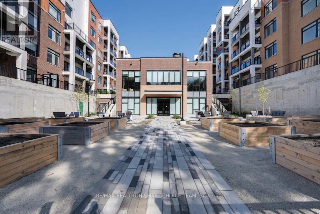 311 - 165 Canon Jackson Drive, Toronto (Beechborough-Greenbrook), Ontario  M6M 0C4 - Photo 18 - W13678440