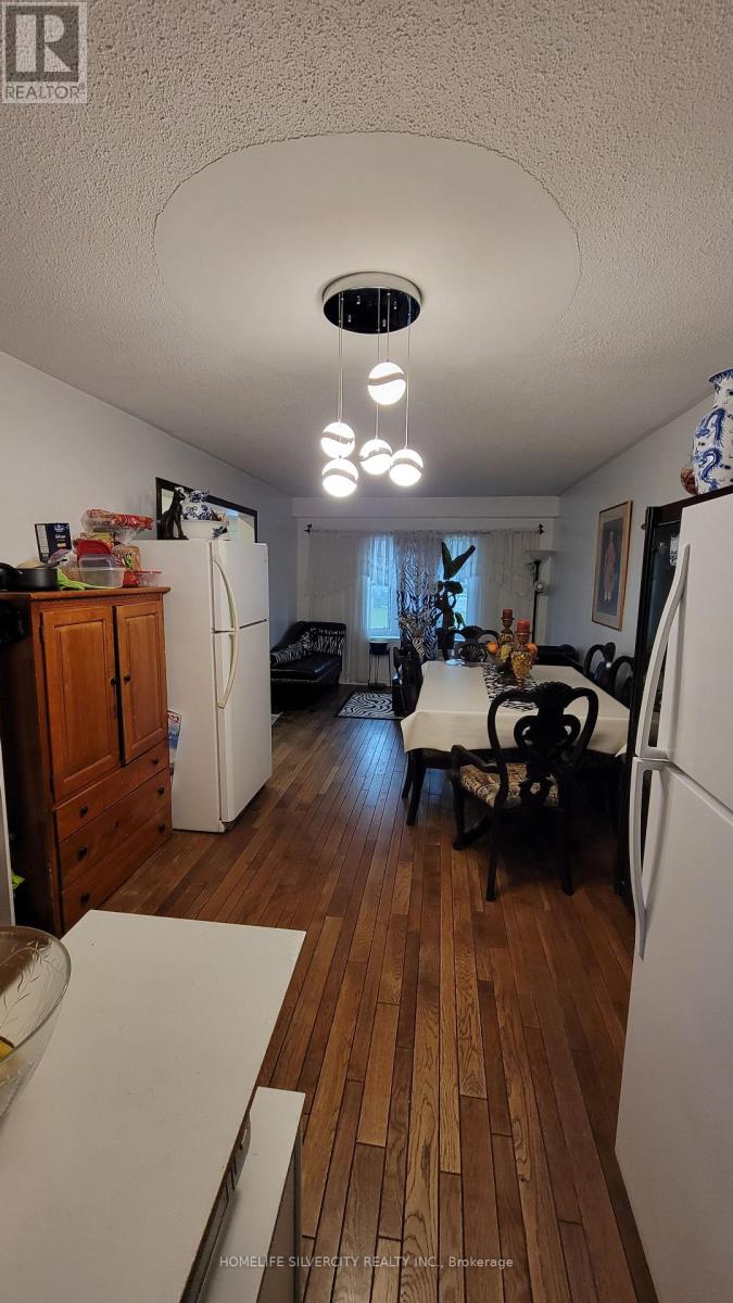 36 - 900 Central Park Drive, Brampton (Northgate), Ontario  L6S 3J6 - Photo 3 - W13678444