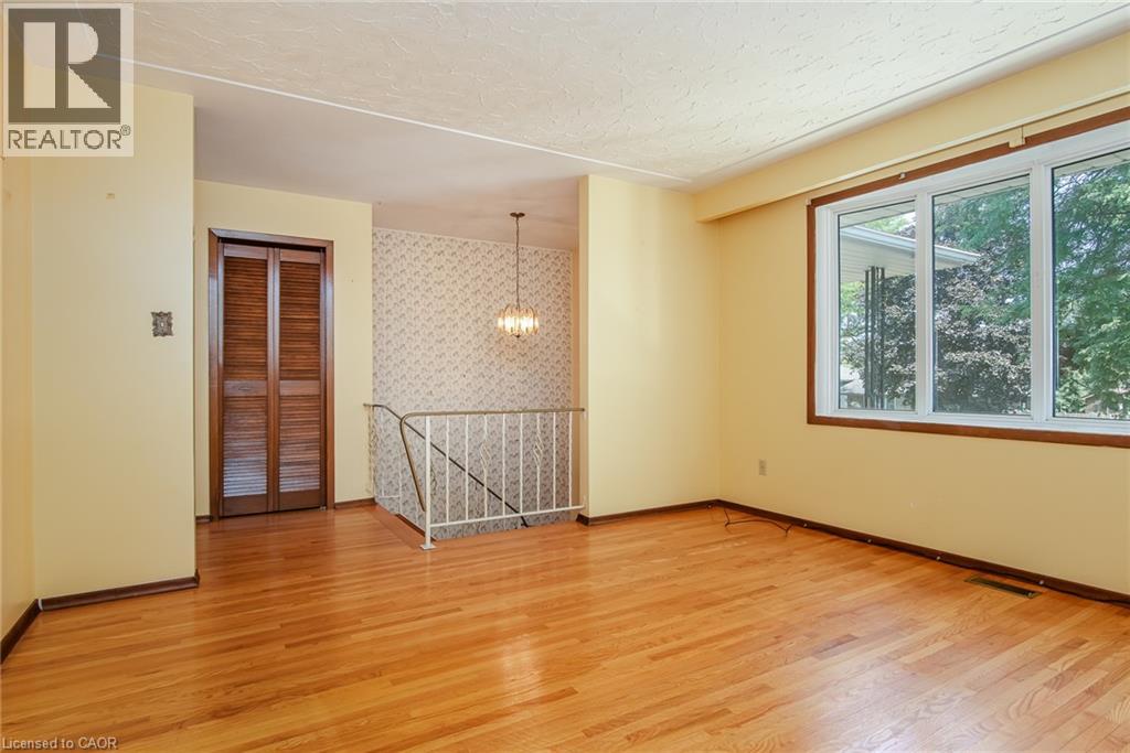635 Cedargrove Place, Waterloo, Ontario  N2L 4Y8 - Photo 10 - 40852390