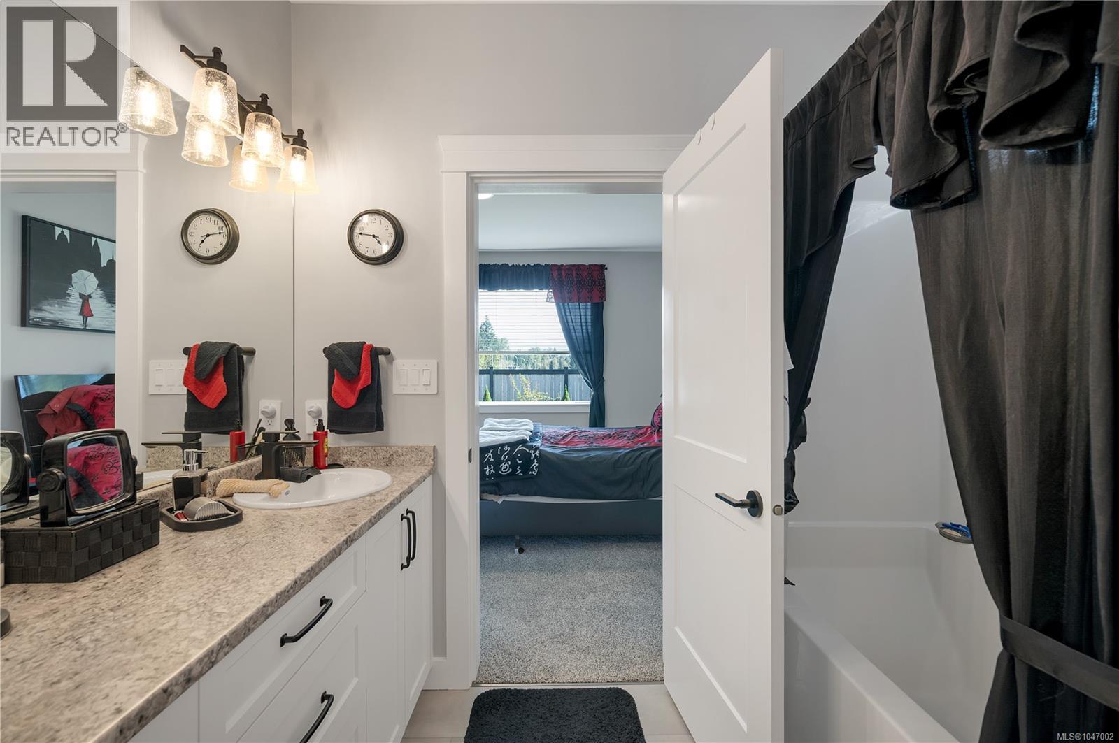 2105 Evergreen Rd, Campbell River, British Columbia  V9W 0C8 - Photo 28 - 1047002